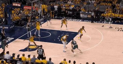  NBA常规赛震撼瞬间：老鹰绝杀灰熊，终结连败送对手三连败